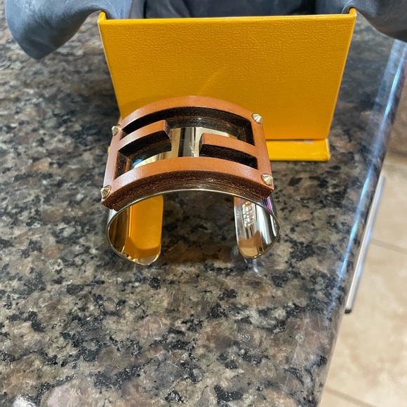 Fendi Cuff Bracelet - Picture 4 of 6